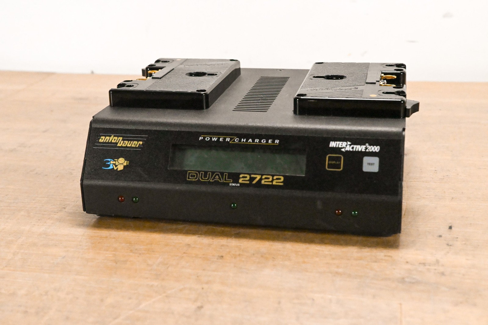 Anton Bauer Dual 2722 Interactive 2000 Battery Charger CG01Z79
