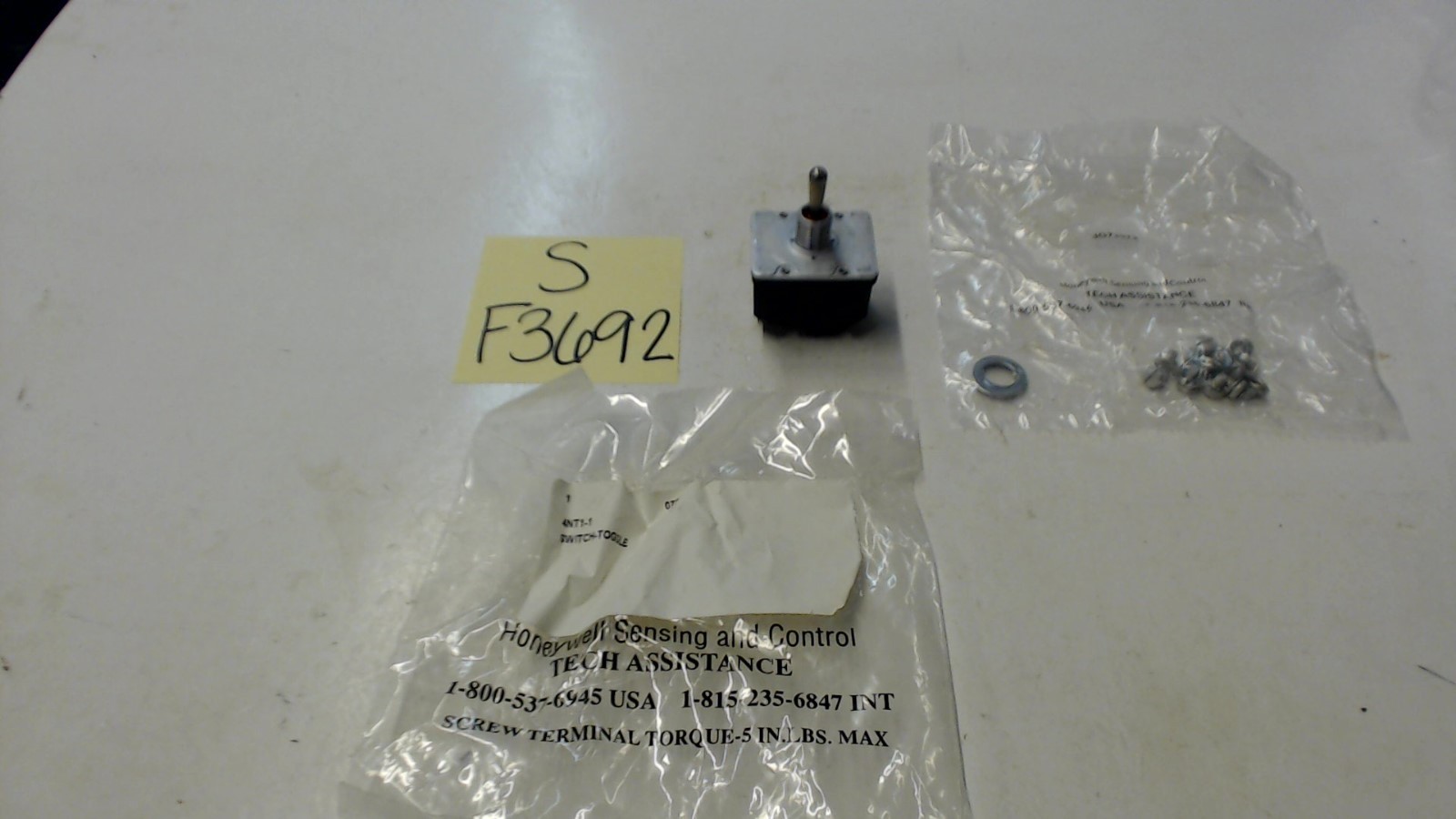 4NT11 Toggle Switch