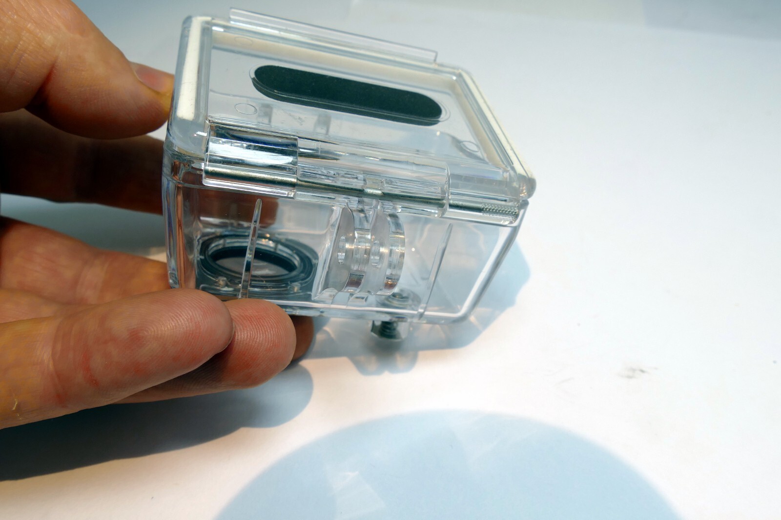GoPro HERO plastic hard case housing - missing locking buckle