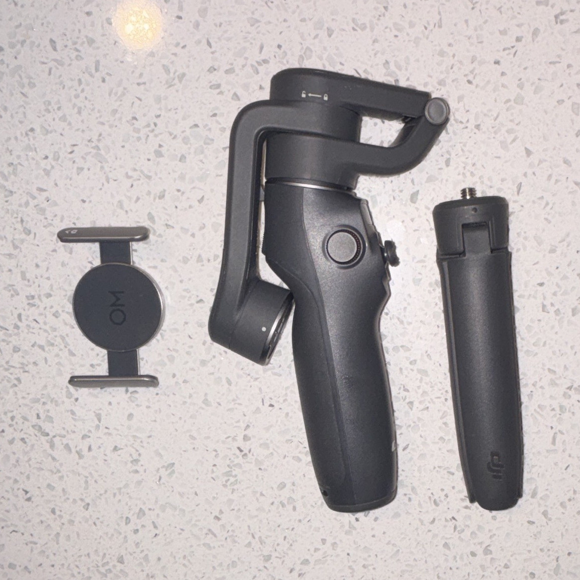 DJI OM 4 Foldable Smartphone Gimbal Stabilizer w/ Tripod & Carrying Case