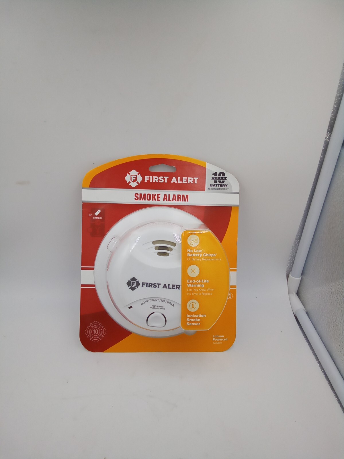 First Alert Battery-Powered Ionization Smoke Detector
