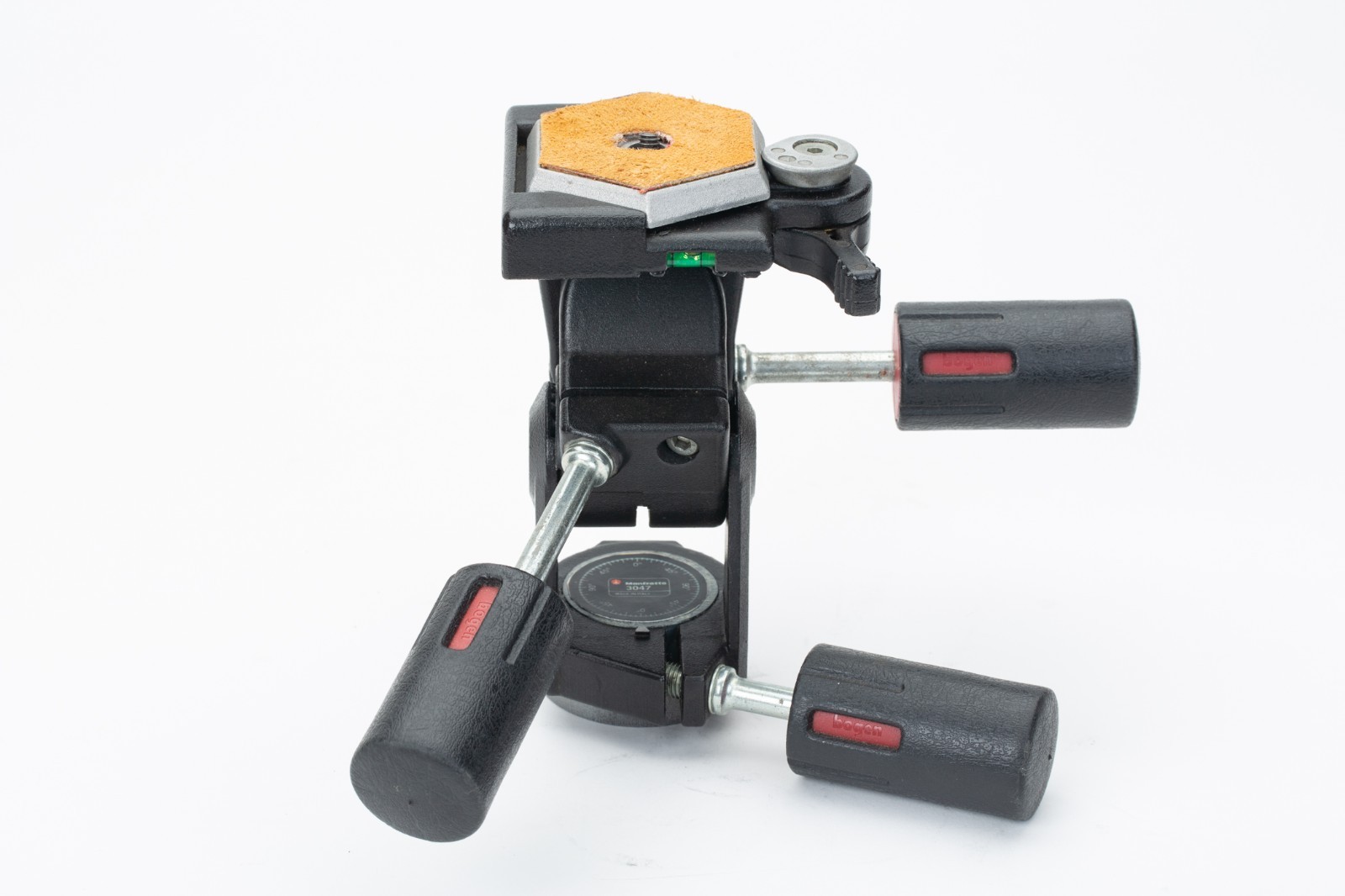 Manfrotto 3047 Tripod Head With Quick Release Mounting Plate