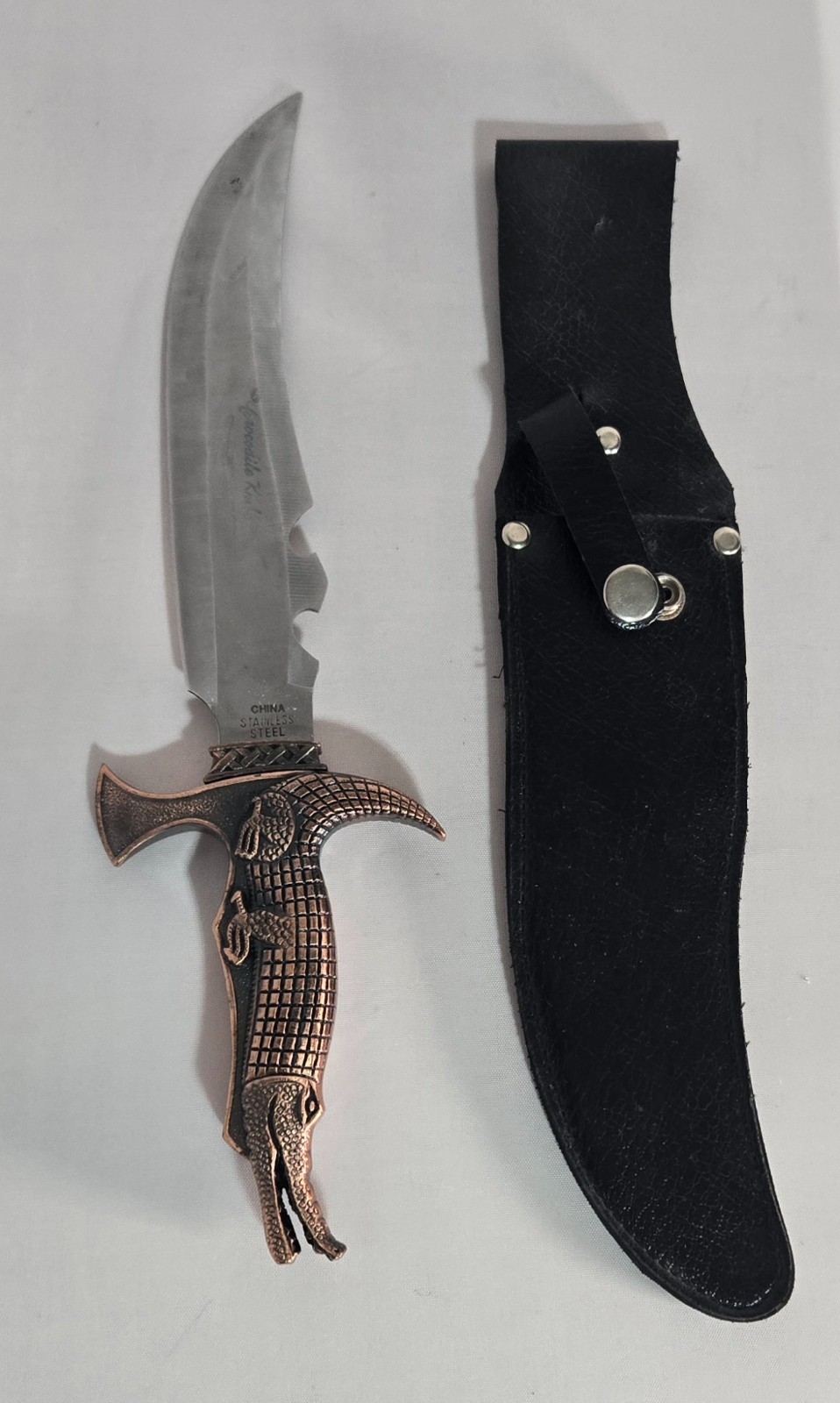 13-inch Fixed Blade Knife/Dagger with Stylized Crocodile Handle and Black Sheath
