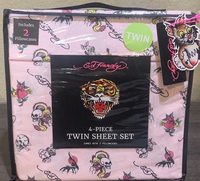 Ed Hardy Pink with Skulls,Bats,Bunnies,Hearts,Flowers &Logos 4pc TWIN Sheet Set
