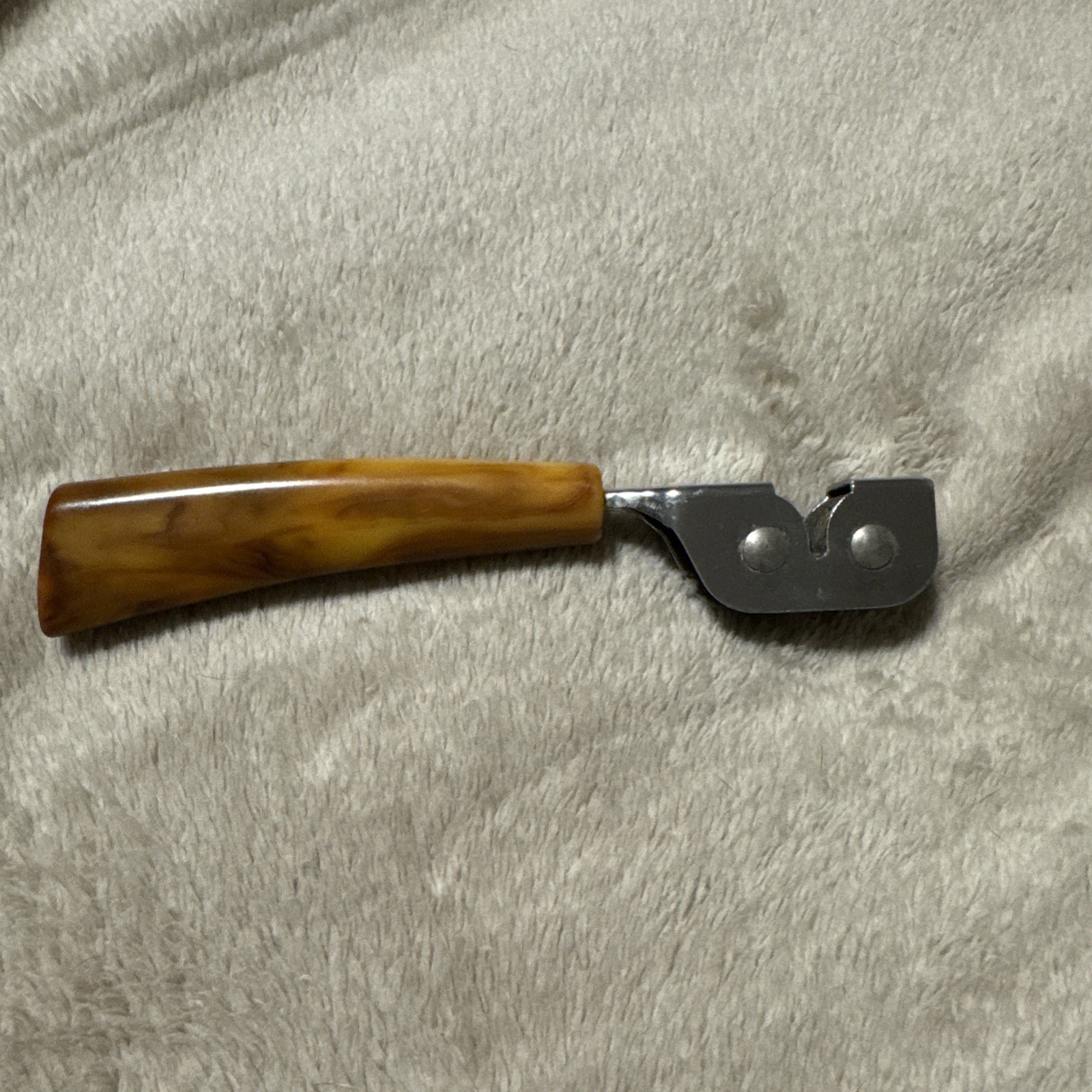 Vintage Pull-Through Hand-Held Double Wheel Knife Sharpener Bakelite Handle