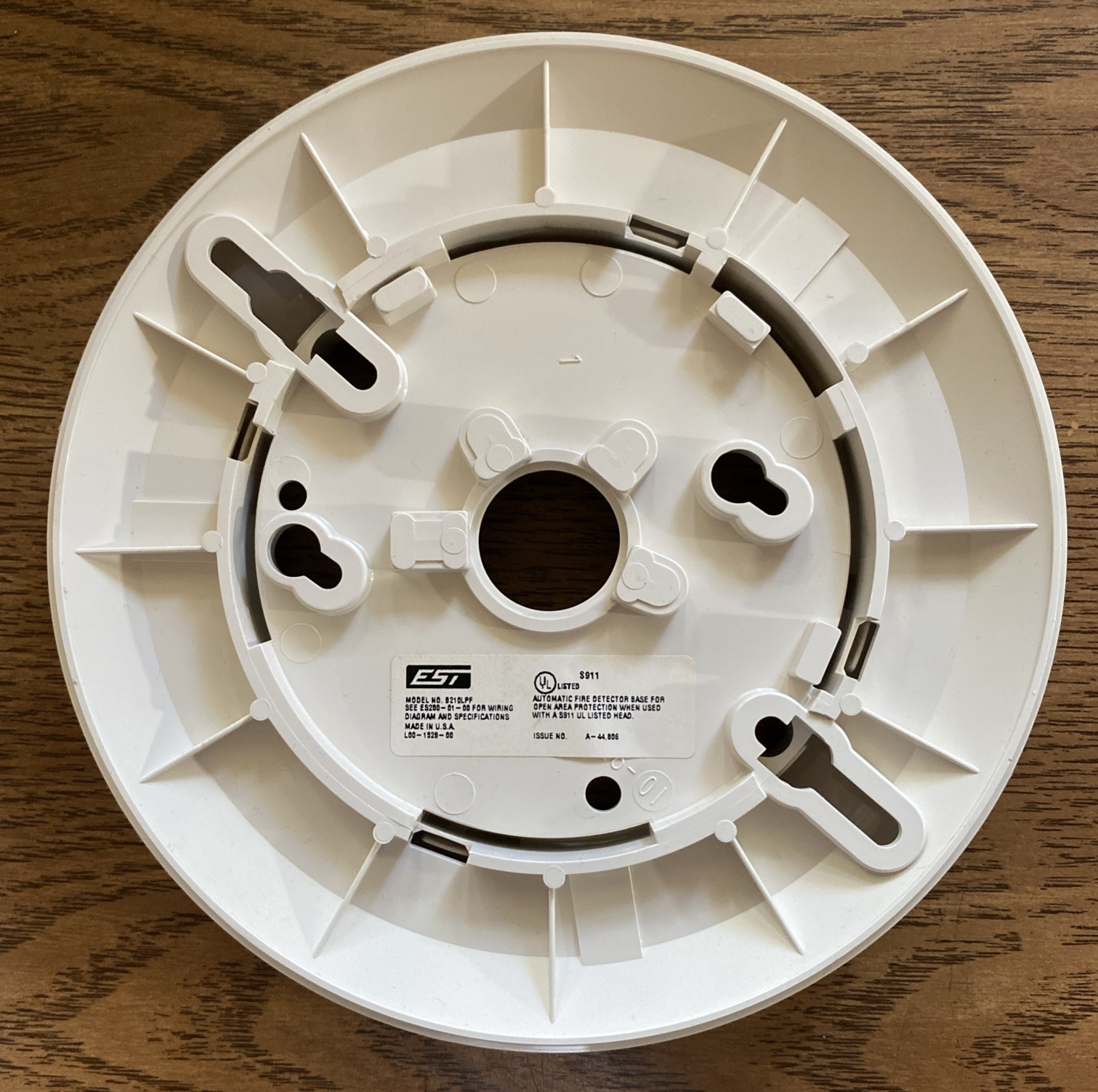 EST B210LPF Fire Alarm Plug In Detector Base