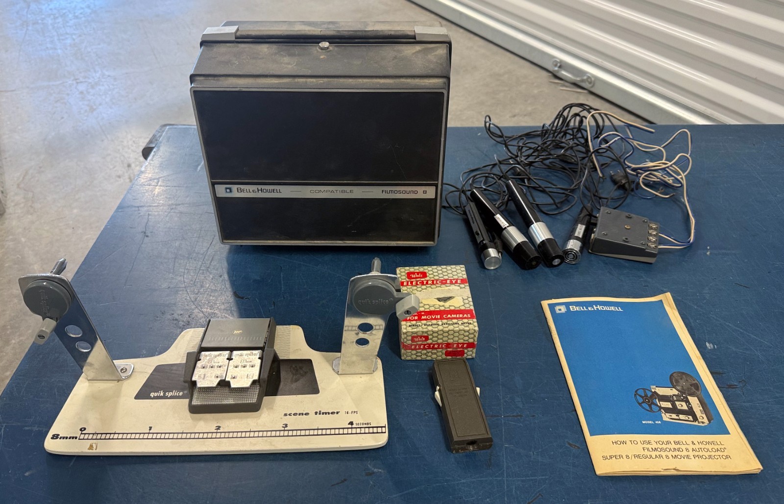 Bell & Howell FILMOSOUND 458A 458-A 8MM Super 8 Projector w/Film Splicer/MICS