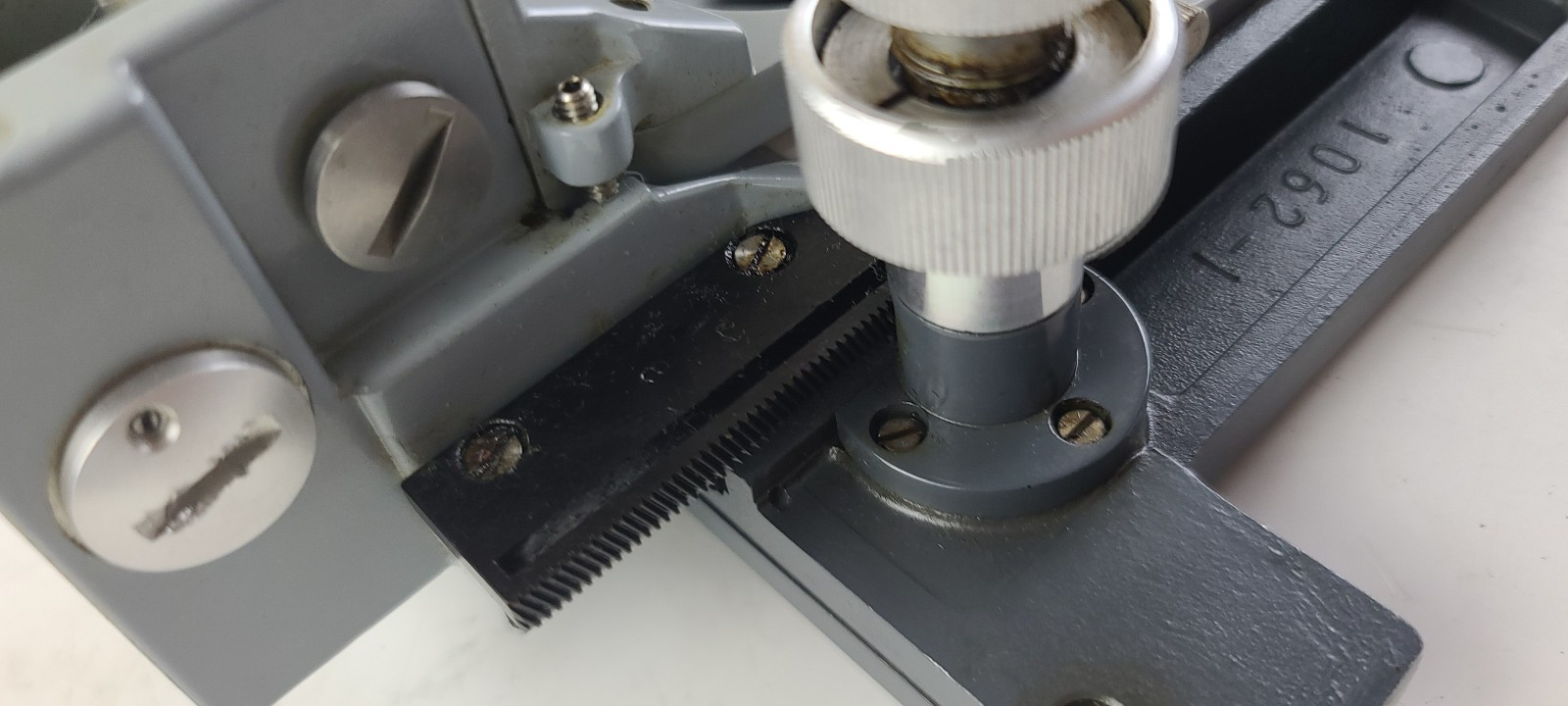 American Optical 1062 Mechanical Stage