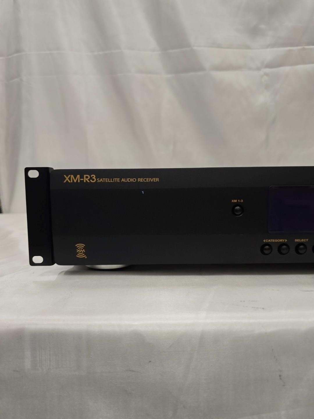 Elan XM-R3+ Multi-Room Audio Controller w/ Rackmount & Power Cord Tested