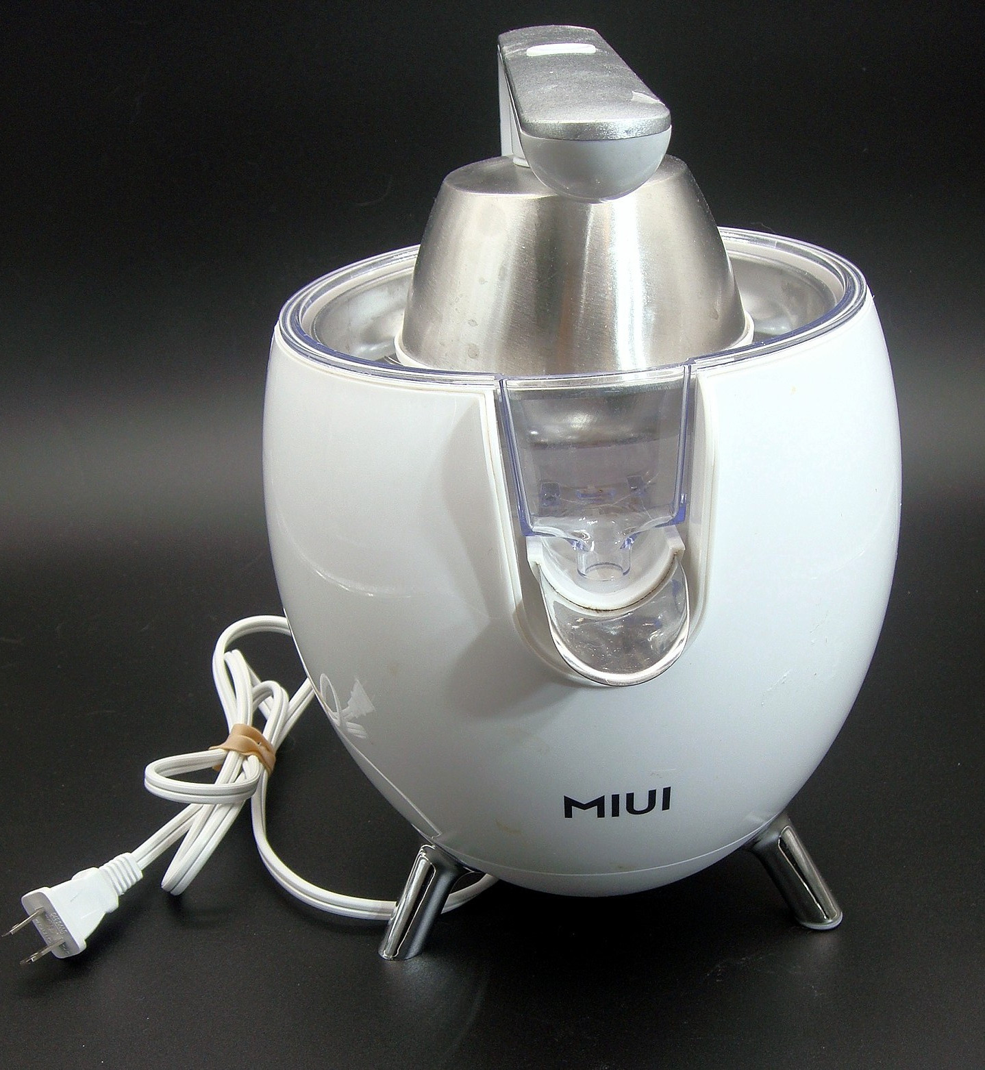 Miui Electric Juicer Machine Art Deco Modern Egg Shape Unused Working