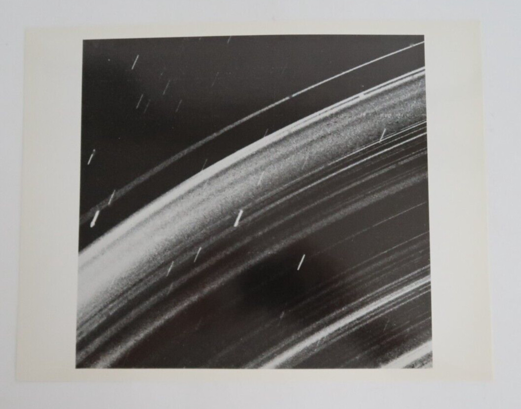 Uranian Ring System NASA Jet Propulsion Laboratory 8.5" x 11" Image Photo 1987