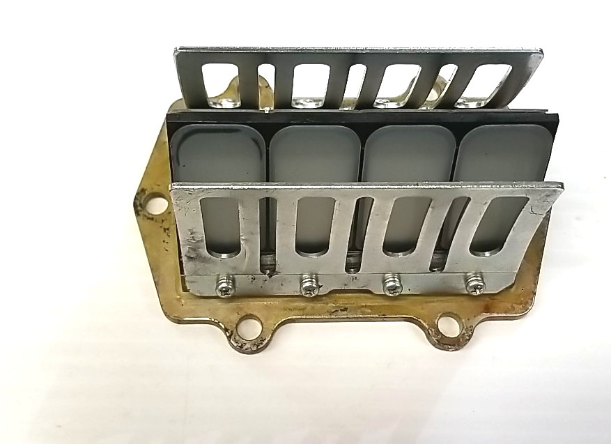 NEW TAKE -OFF OEM ARCTIC CAT REED VALVE ASSEMBLY 3007-886  ARTIC