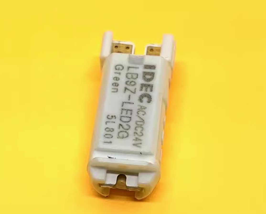 1PC New IDEC Push-button bulb LB9Z-LED2PW white AC/DC24V #LL