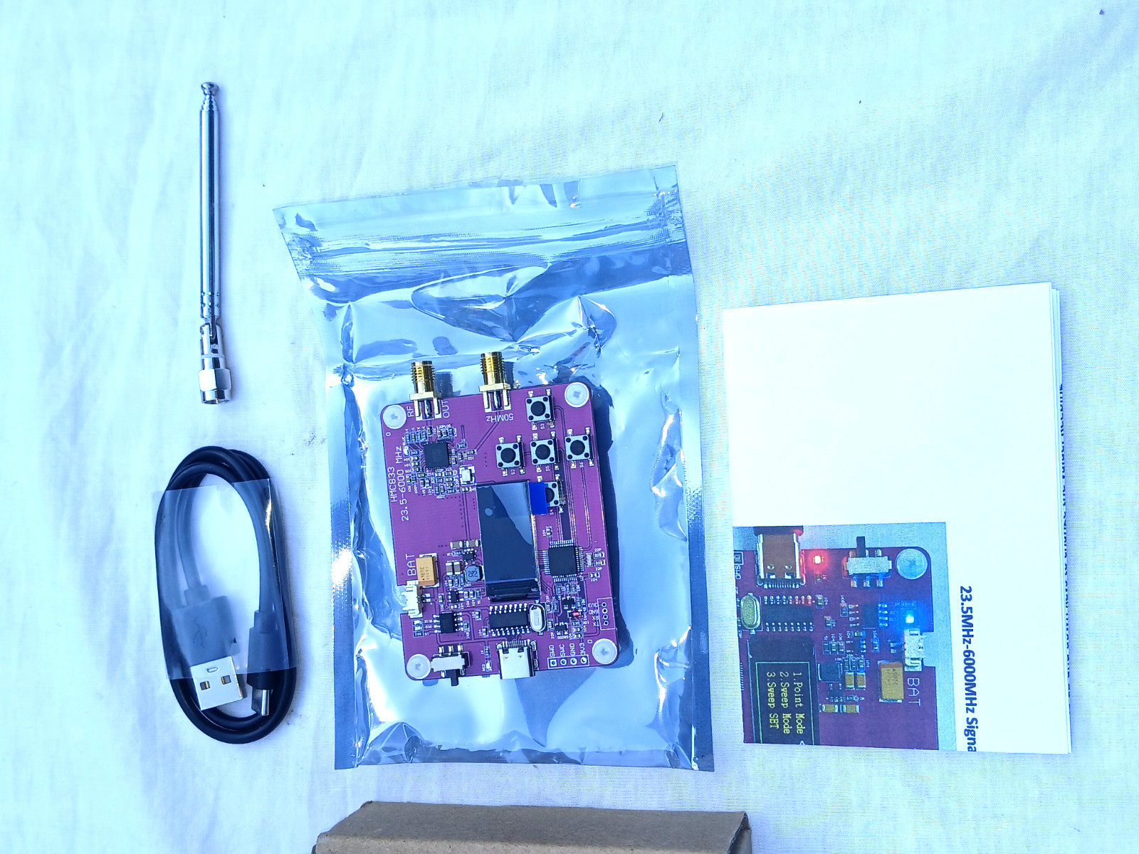 HMC833 RF Signal Generator Source 23.5-6000MHz Sweep Frequency Module USB OLED