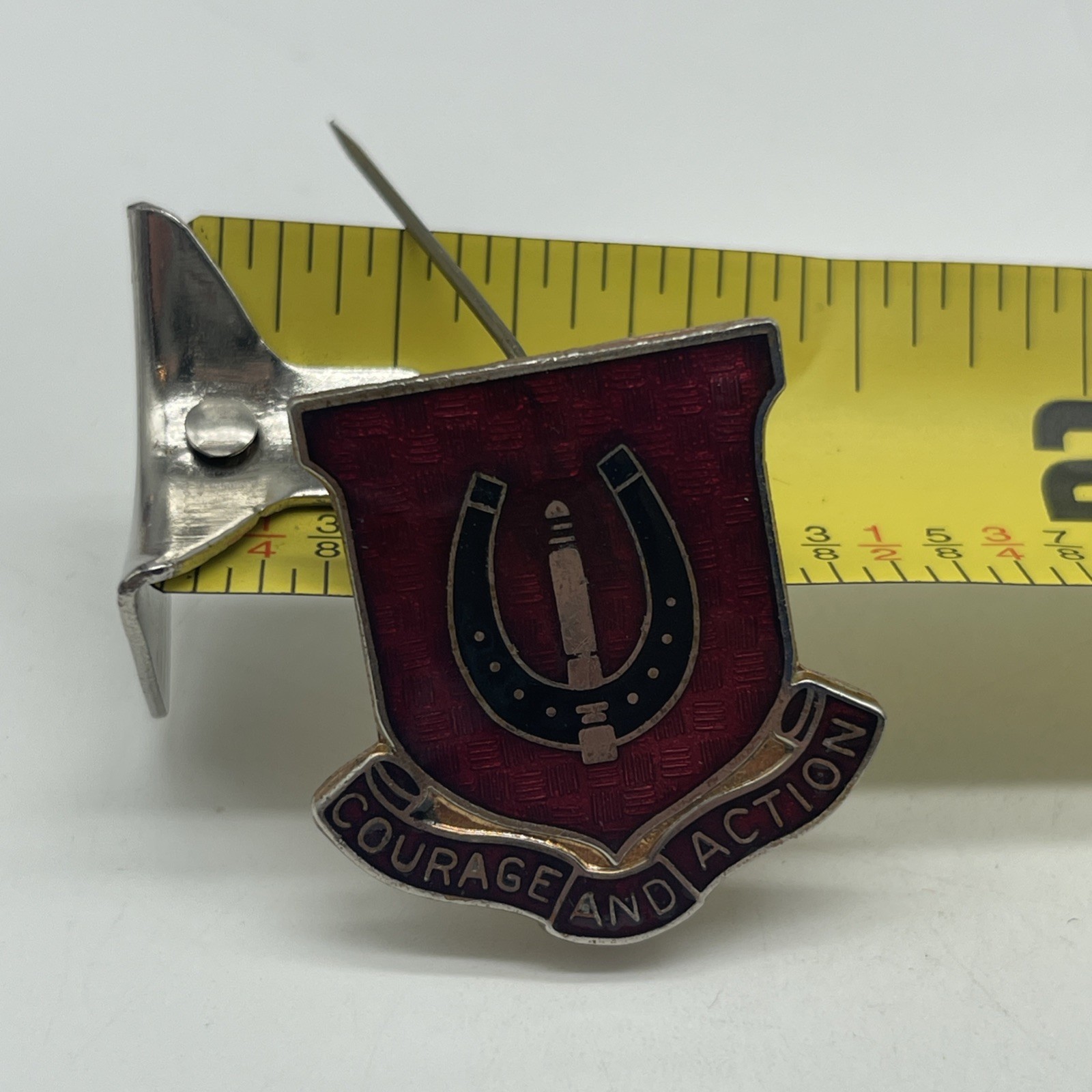 U.S. Military 26th Field Artillery Crest DI DUI Pin Back COURAGE AND ACTION 7M