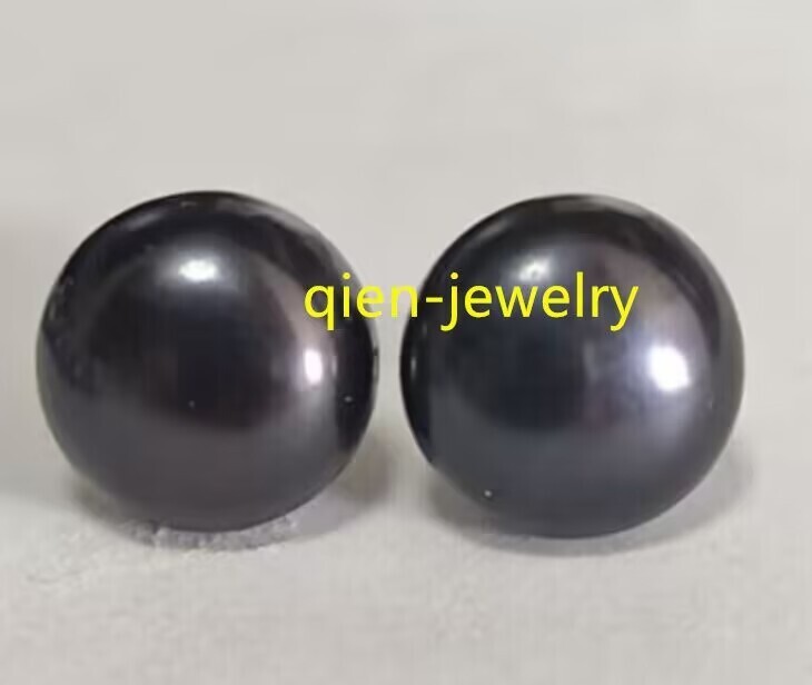 Huge AAA+ Tahitian 12-13mm Cultured black pearl earrings 14k white Gold stud