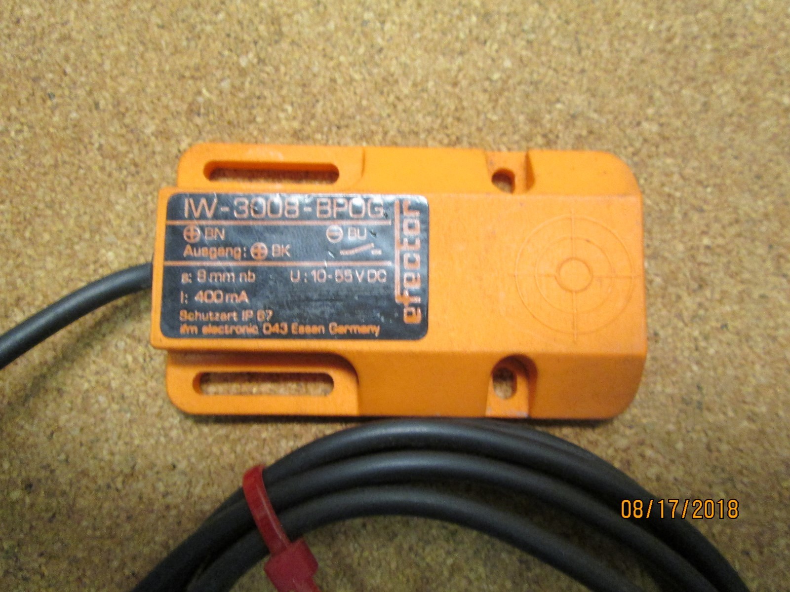 NEW OTHER, EFECTOR IW-3008-BPOG, PROXIMITY SWITCH, 3 WIRE, 10-55V DC.