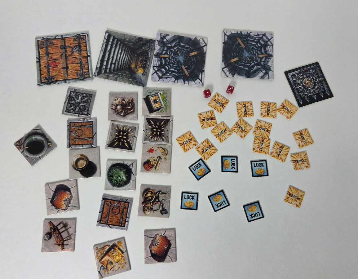 GW Warhammer Quest Warhammer Quest - Special tiles, map and char. tokens, dice