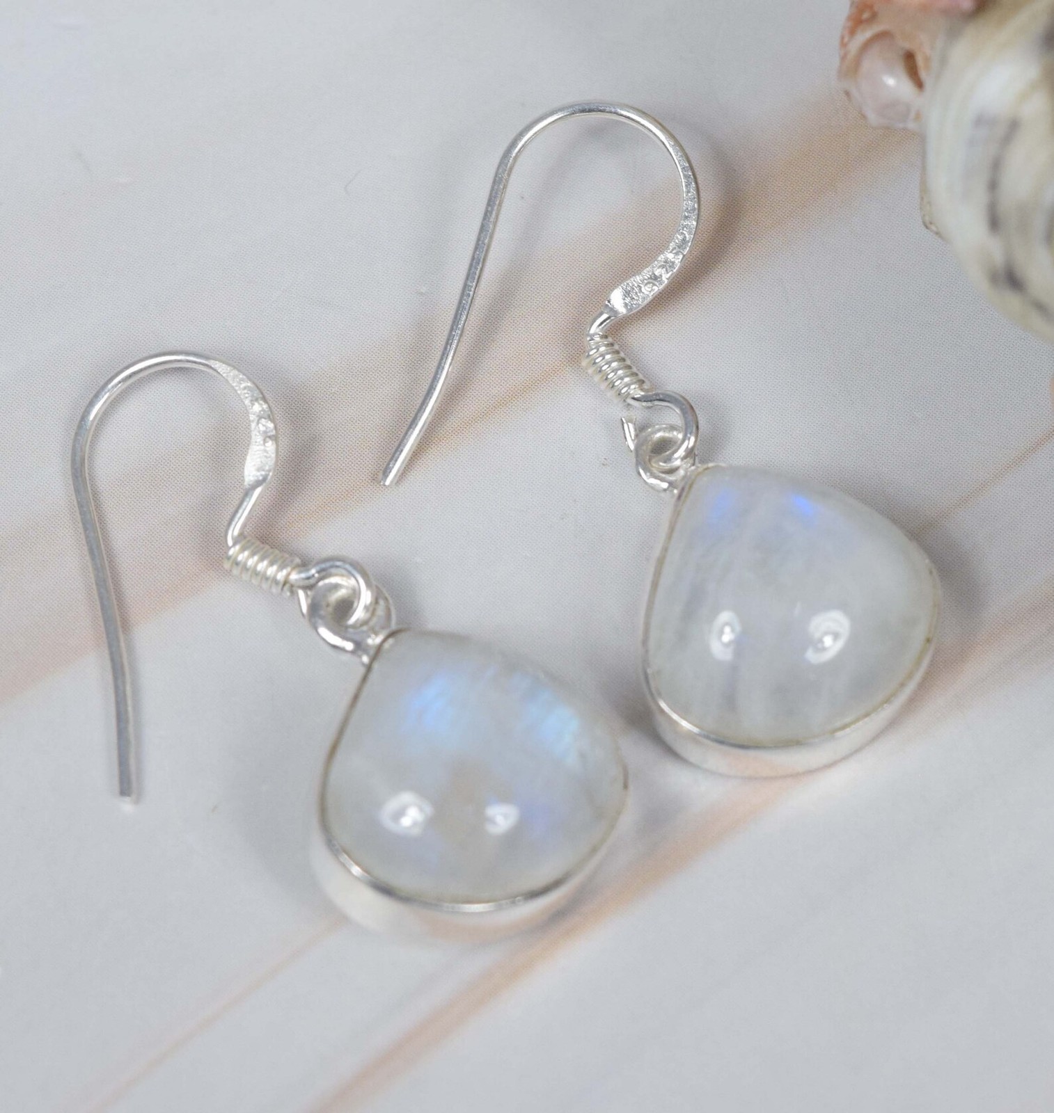 Natural Rainbow Moonstone Gemstone Handmade 925 Sterling Silver Earring Jewelry