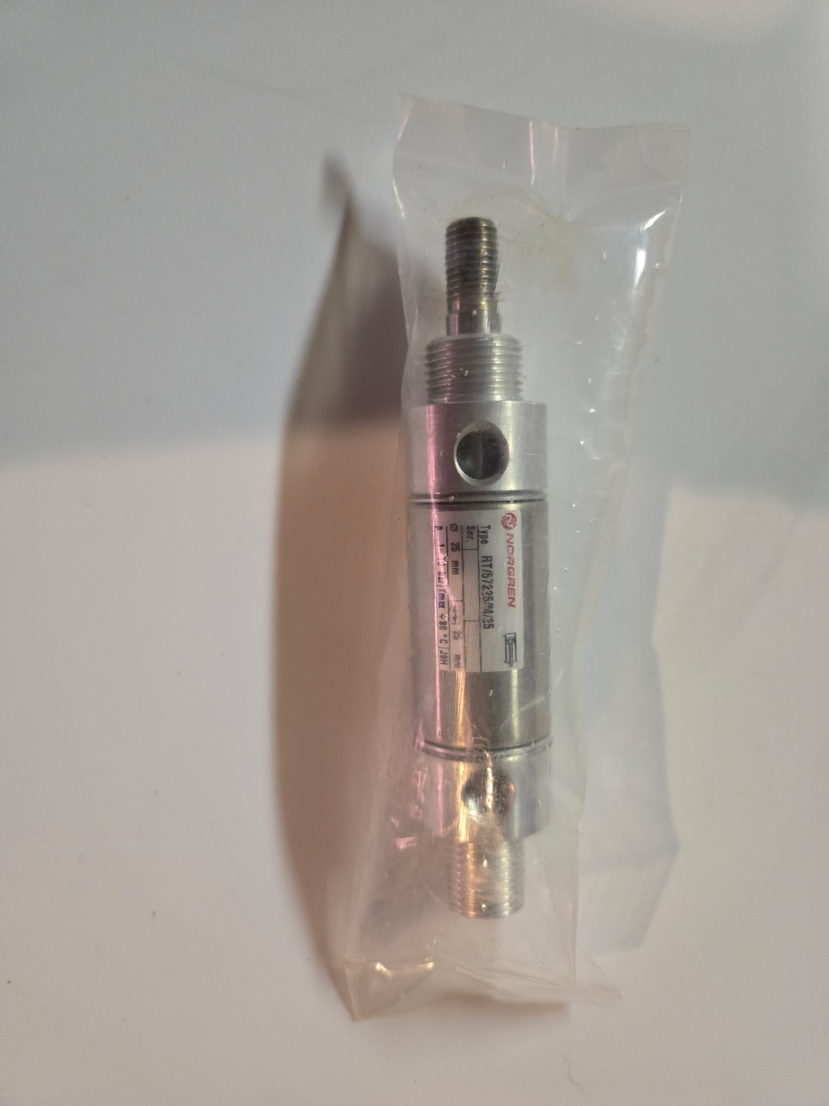NORGREN RT/57225/M/25 PNEUMATIC CYLINDER  NEW