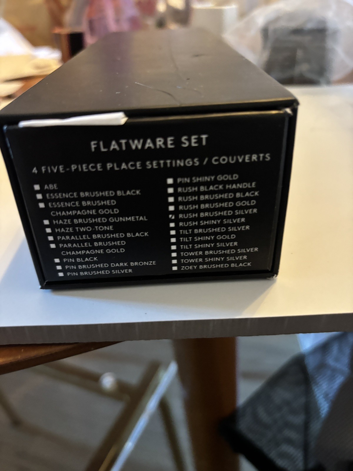CB2 Flatwear 20-piece brushed silver - In Box