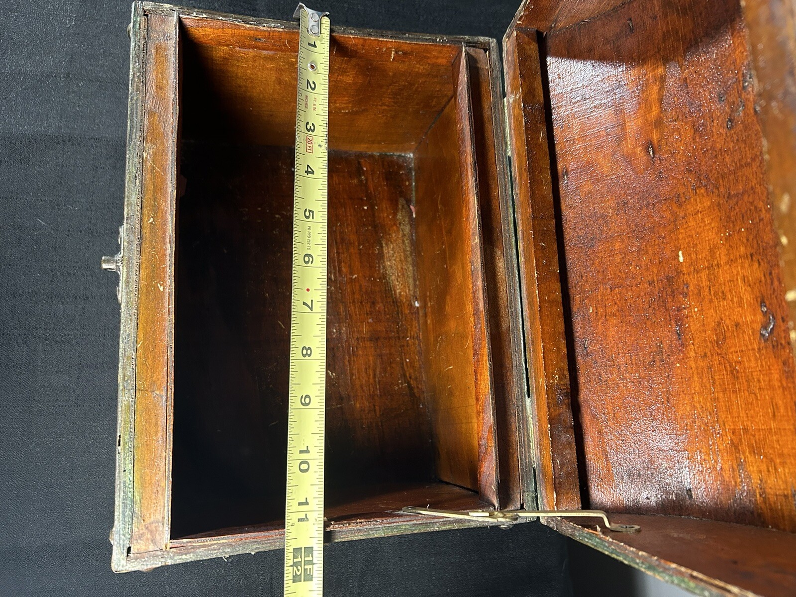 Decorative Chest - Storage Box Large With a leather handle