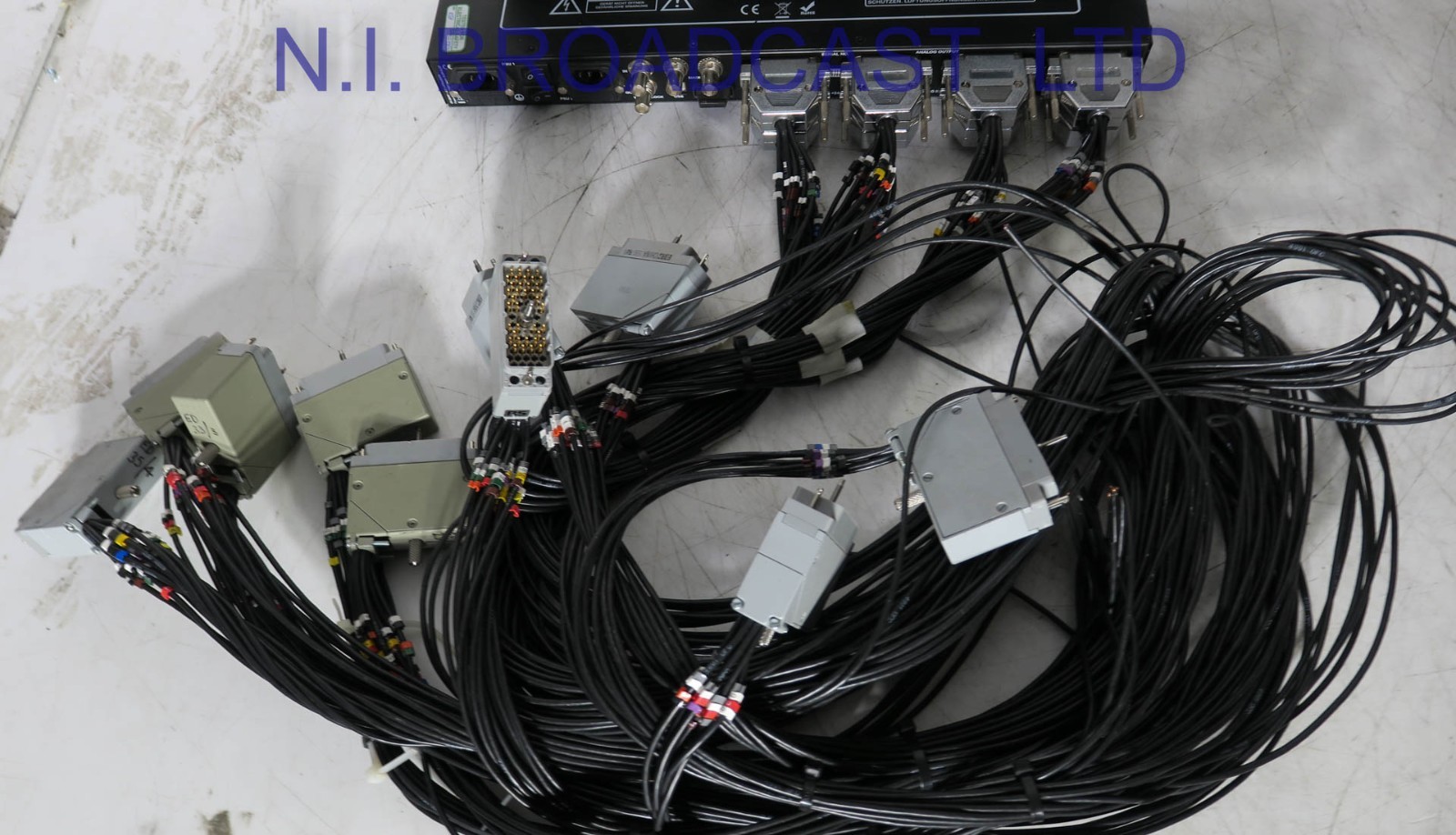Dotec  Andiamo  32channel madi AD / DA converter with jackfields +cables