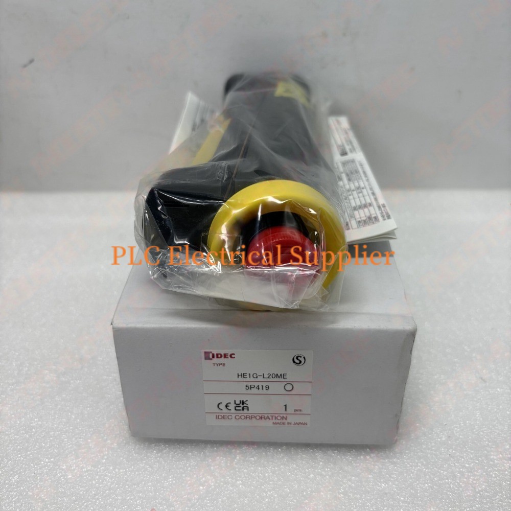 HE1G-L20ME 1X New IDEC HE1G-L20ME Handheld Enable Switch Fast Delivery
