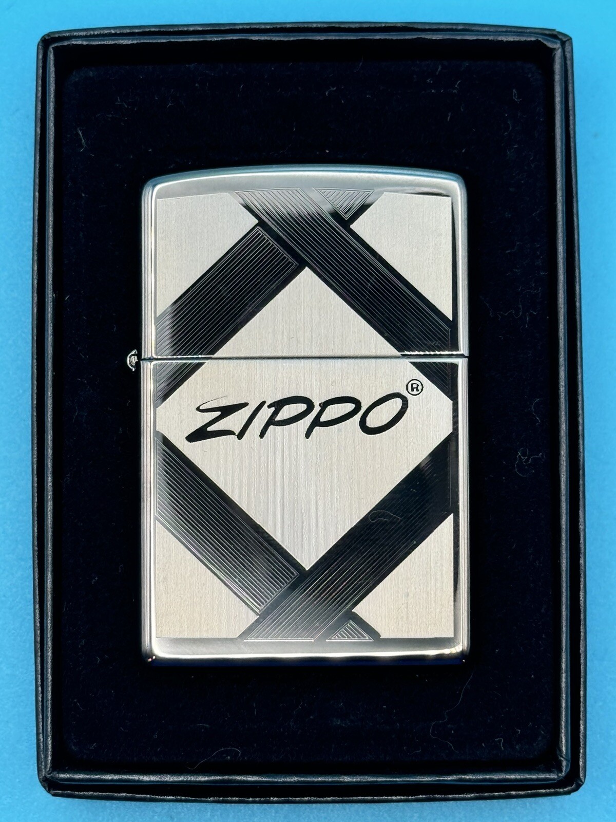 Vintage 2005 Unparalleled Tradition Black Ice Zippo Lighter NEW