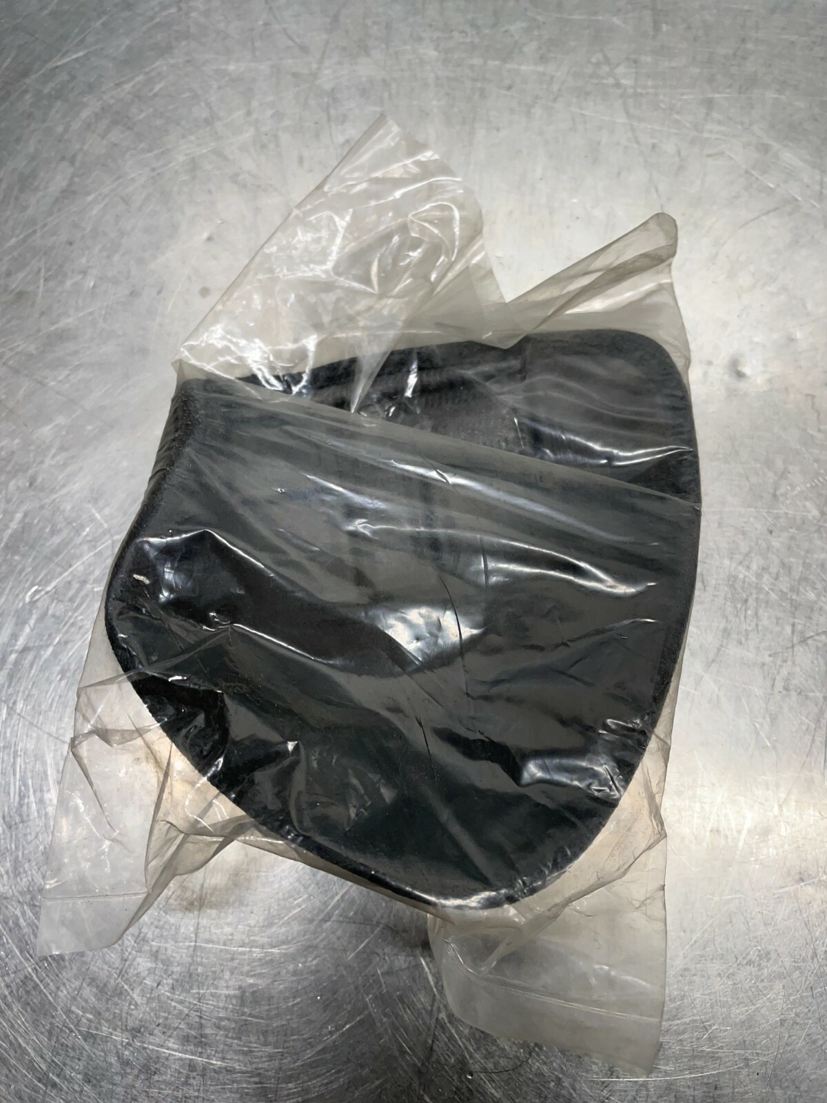HELMET REPLACEMENT PART 990-RBM t024