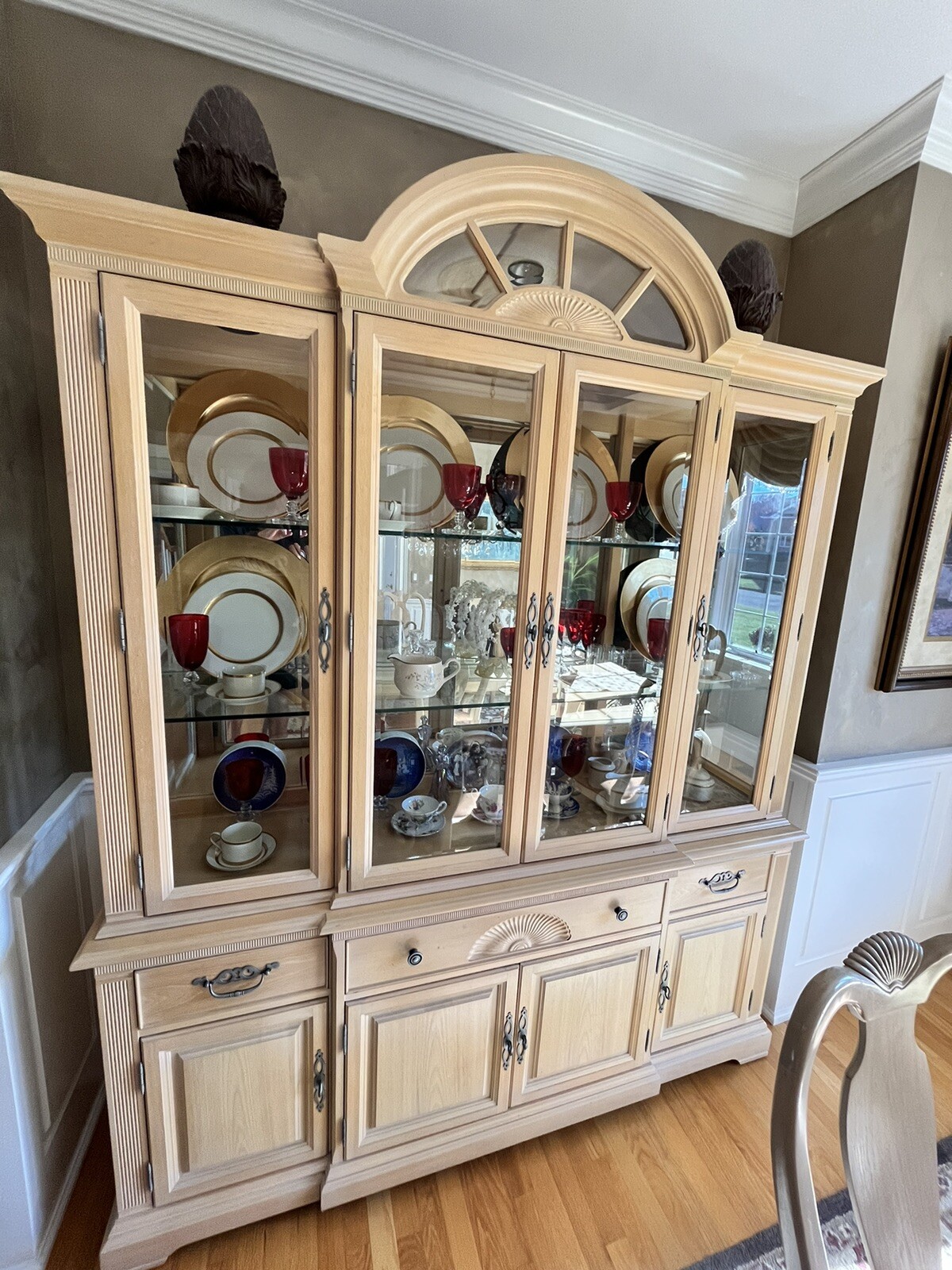 Bernhardt Dining Room Set - 11 Piece Set w/ China Cabinet & Serving Table