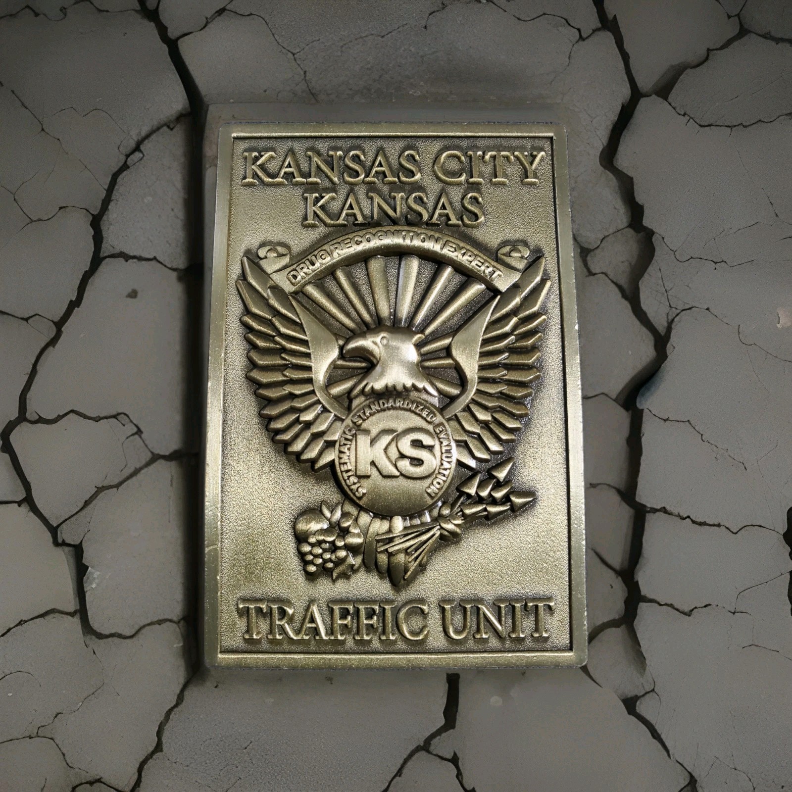 Kansas City, Kansas Traffic Unit DRE Chasing The Dragon Challenge Coin 3 By 2in