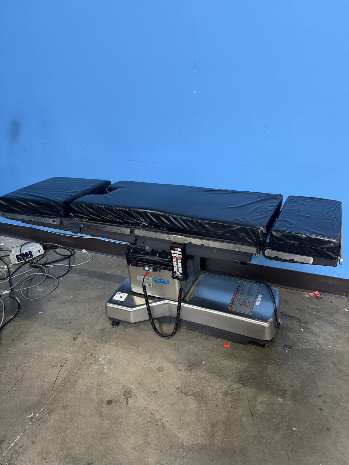 Steris 3085SP Surgical Table With remote. Working Condition. Very Smooth.