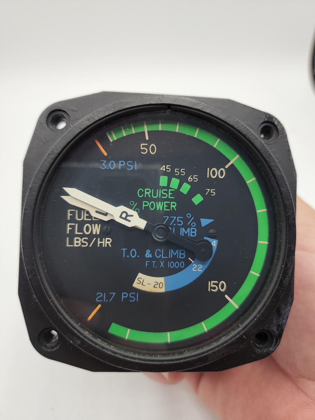 Cessna Dual Fuel Flow Indicator P/N C662020-0114 S/N:140934
