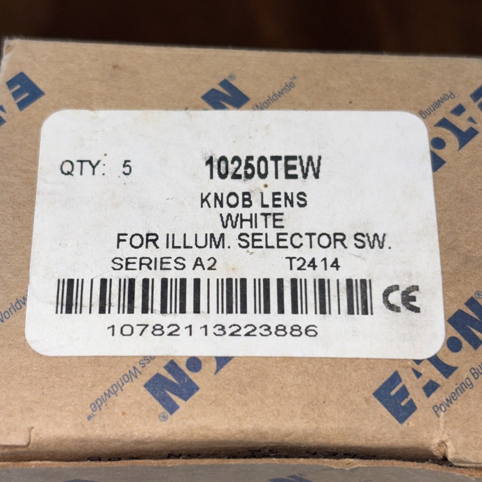 LOT OF 5 - CUTLER HAMMER 10250TEW CAP LENS WHITE, For Illum SEL Switch, NEW
