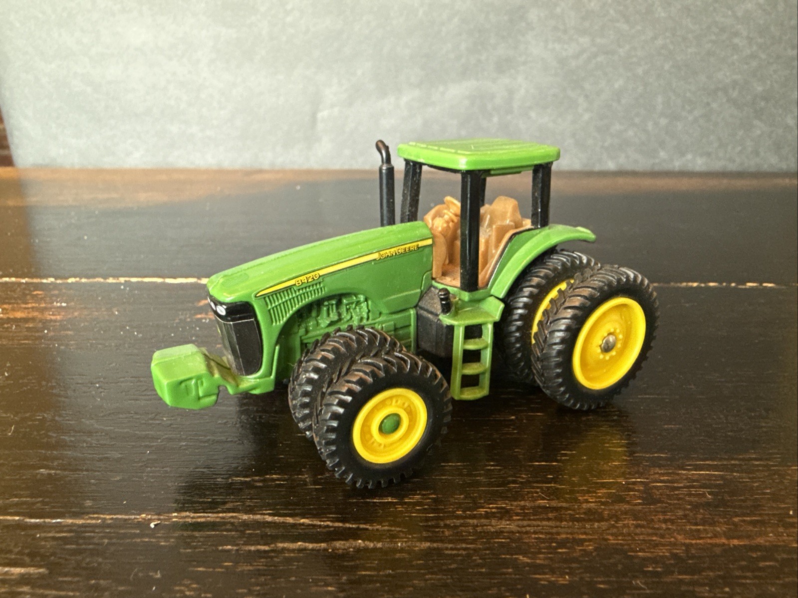 1/64 Ertl John Deere 8420 Tractor w/ Front & Rear Duals - Diecast
