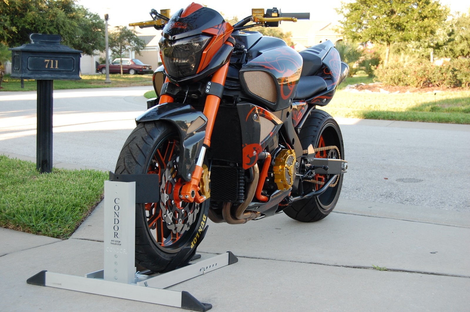 Pit-Stop Motorcycle Wheel Chock PS-1500 by Condor