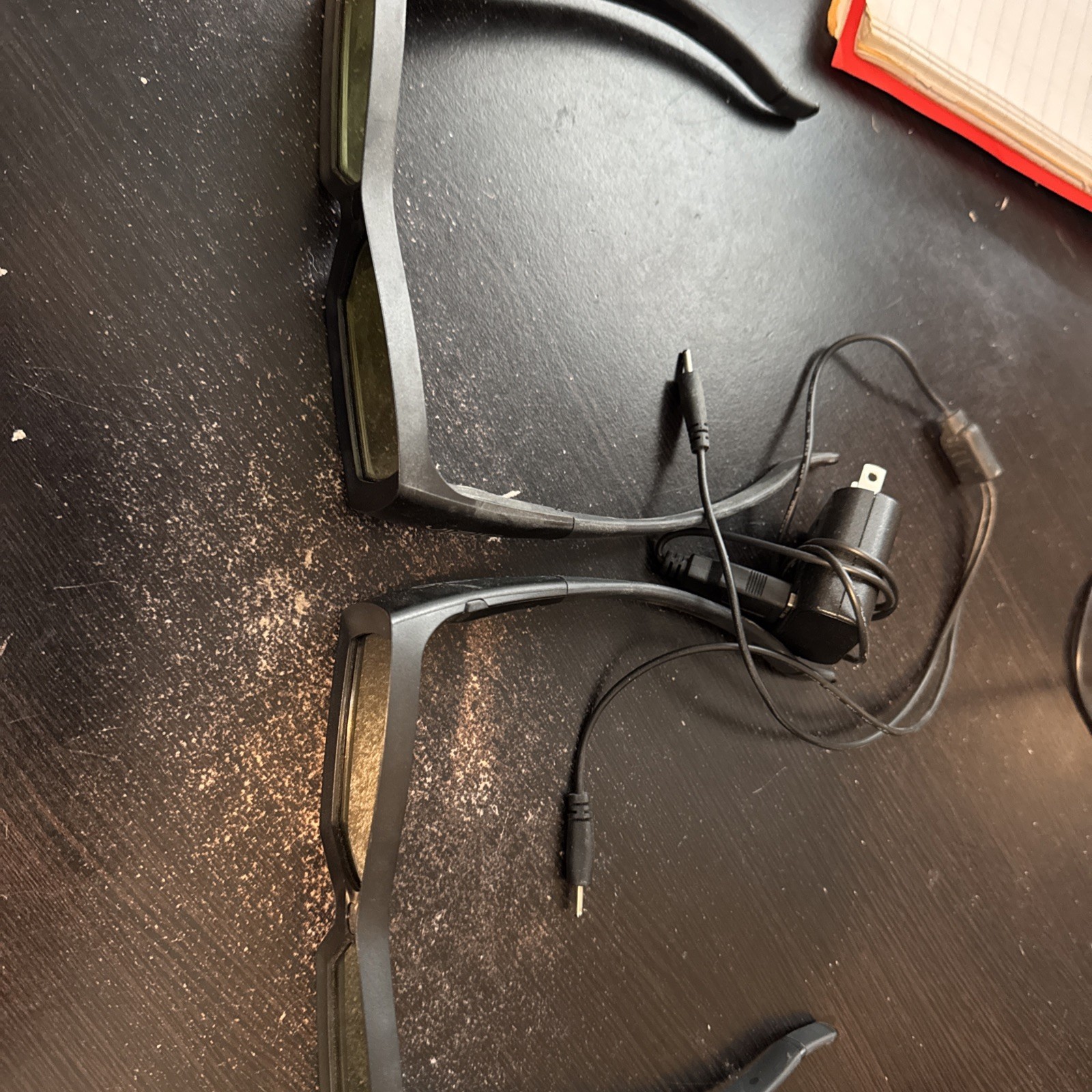 Model # VSG1 - LOT OF 2  Vizio Rechargeable Full HD 3D Glasses CHARGER INCLUDED