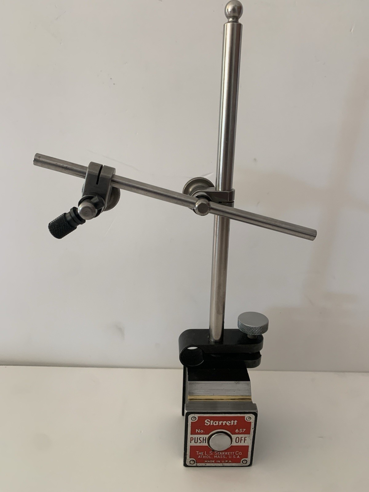 Starrett  657AA magnetic base with Fine Adjustment  657W Attaching Rod &Snugs.