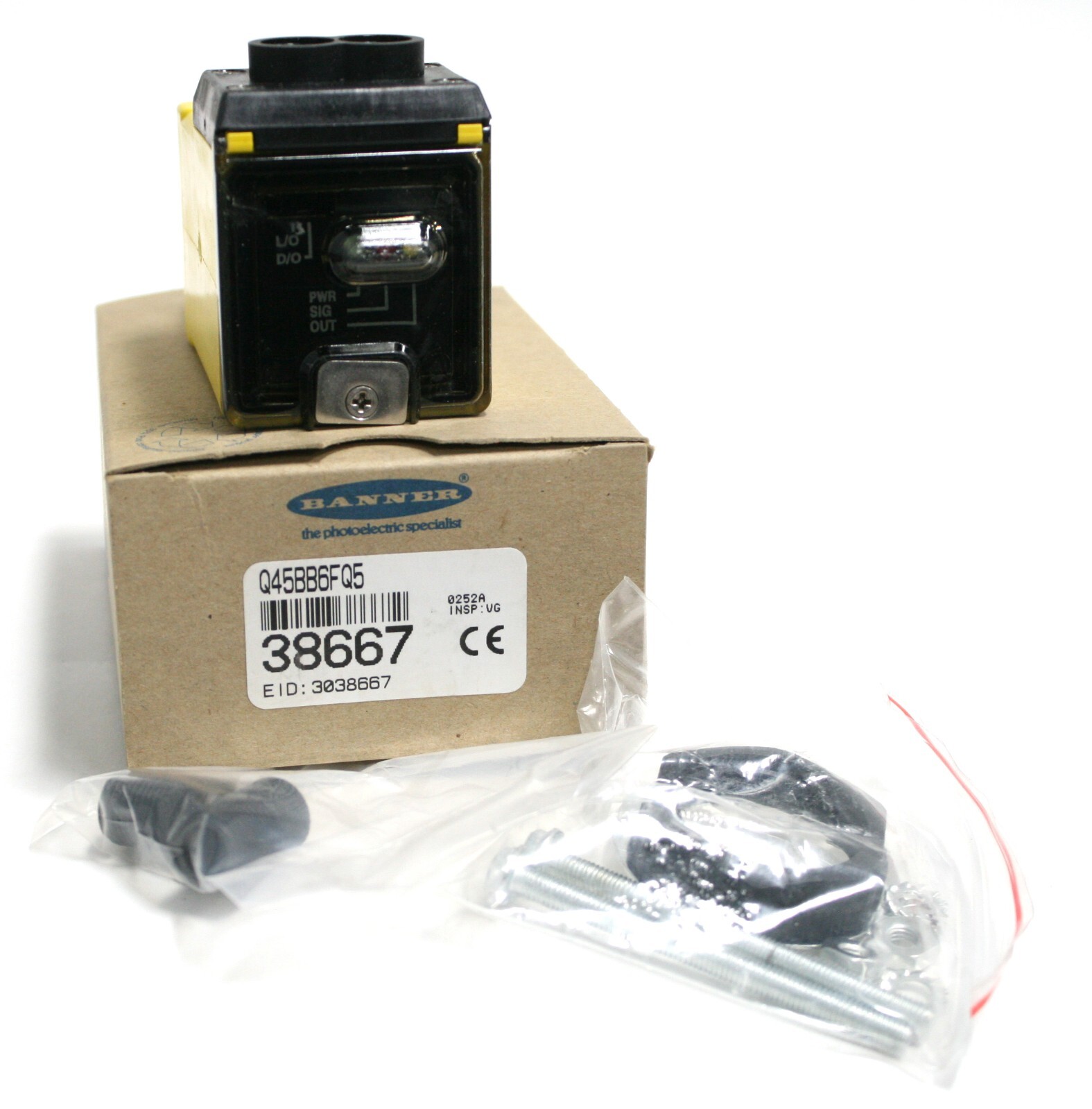 Banner Q45BB6FQ5 Rugged Fiber Optic Amplifier Part No. 38667 Input: 10-30 Vdc