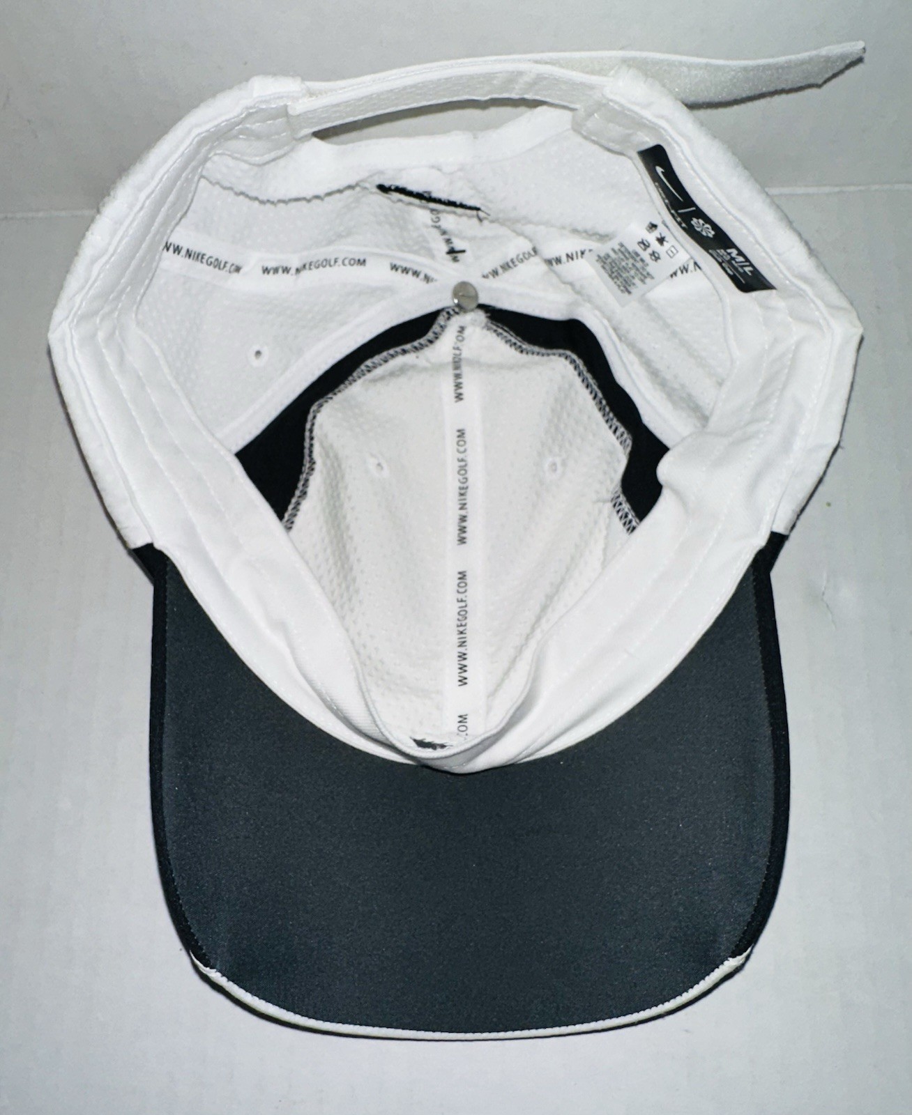 NIKE Dri-Fit Sphere Adjustable Performance Golf Hat FD9709-101 Size M/L