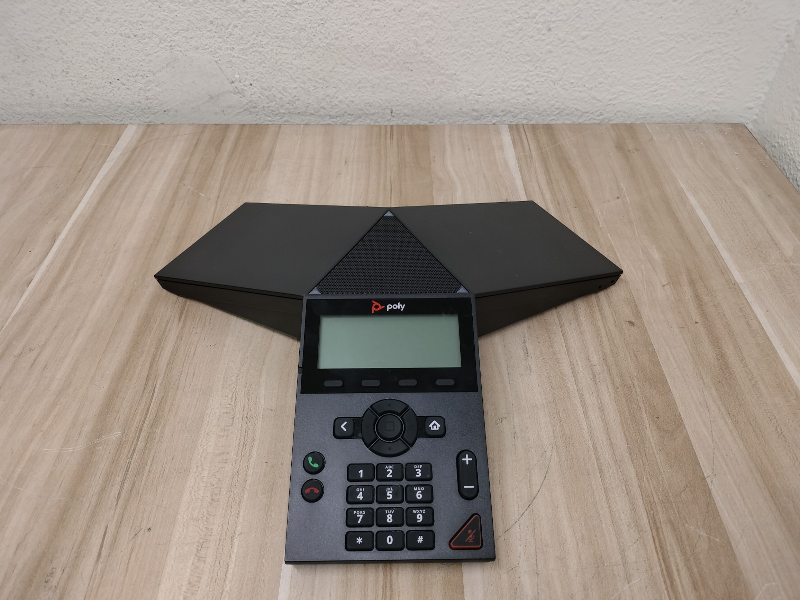 Poly Trio 8300 IP HD Voice Audio Conference Phone 2201-66800-001 Polycom