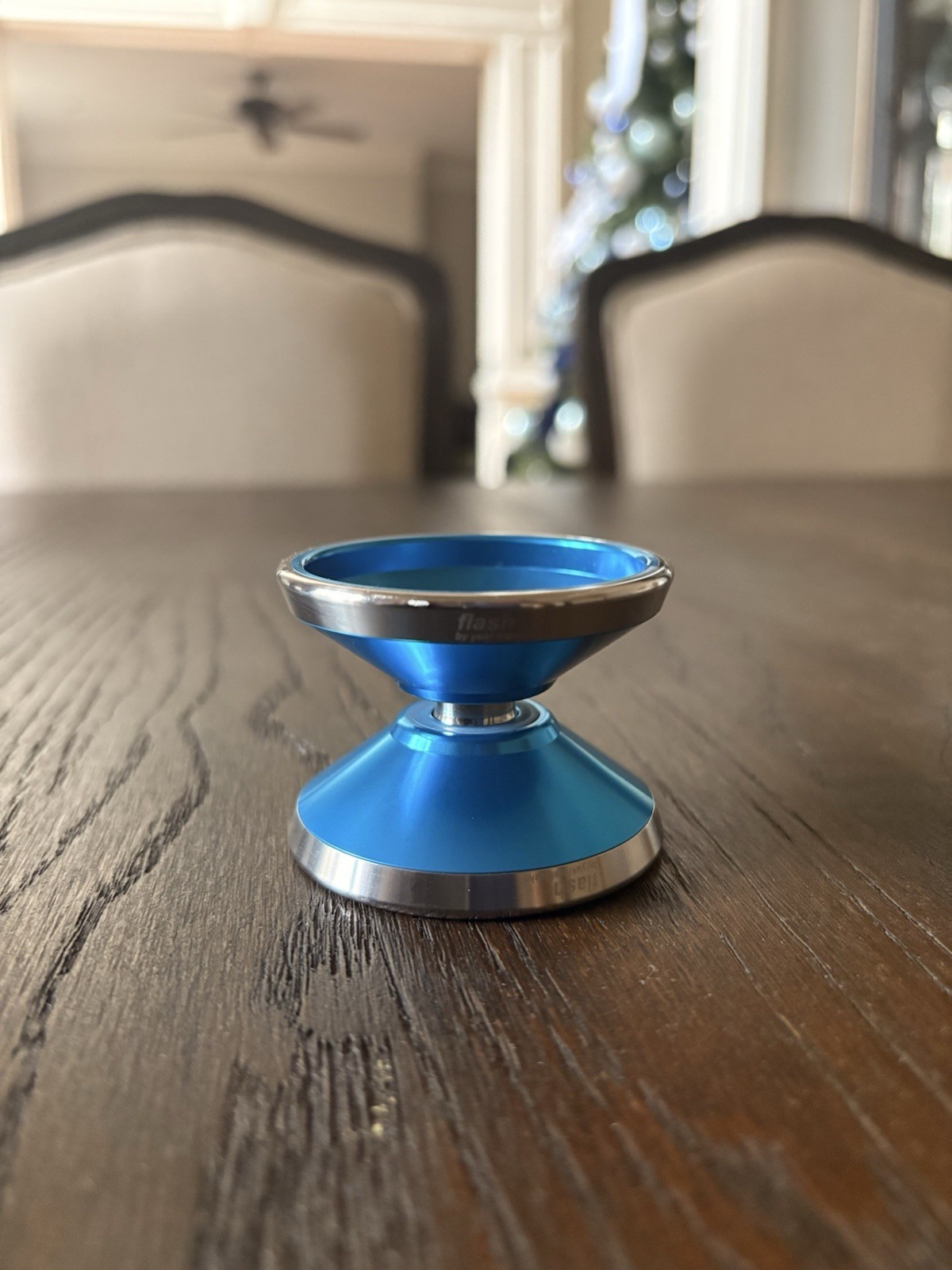 Unparalleled Flash Yo-Yo - Bi-Metal Yuki Nishisako Signature YoYo, Blue Polished