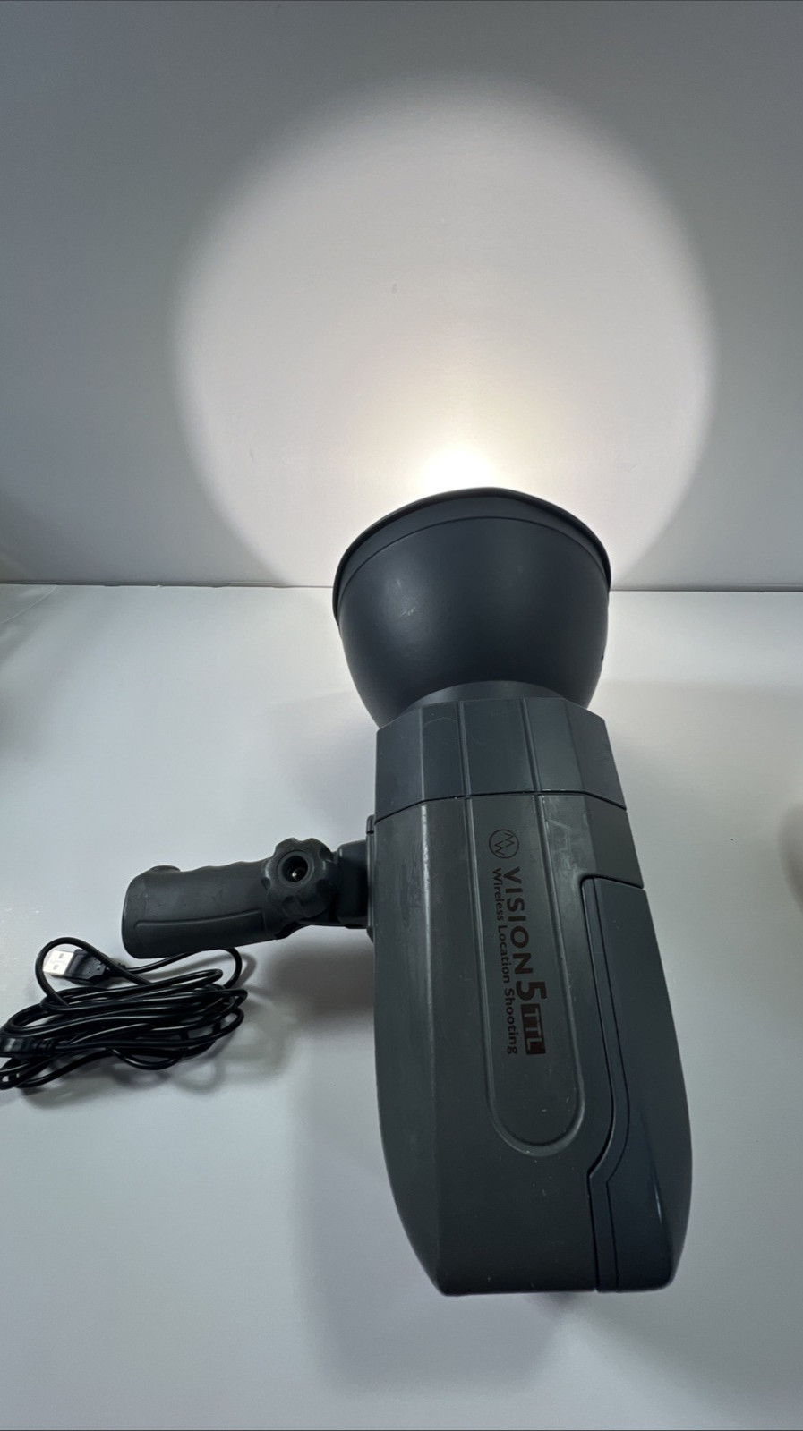 Neewer Vision 5 Wireless Location or Studio Light