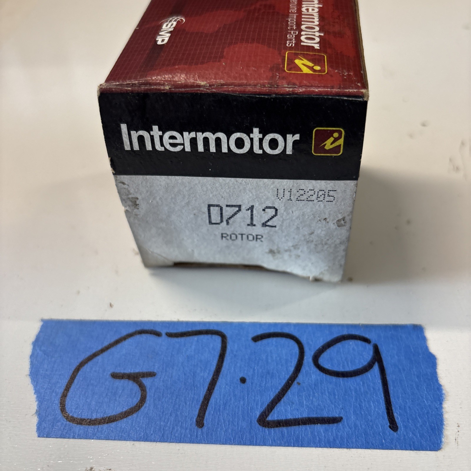 Standard Ignition Distributor Rotor & Screw for Honda Acura D712 - Intermotor