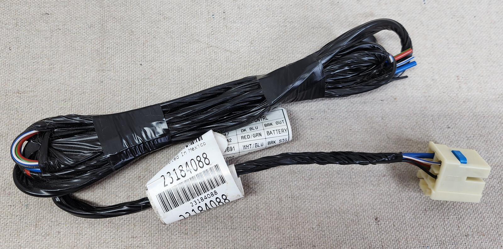 NEW OEM GM Trailer Brake Control Wire Harness Adapter 23184088 Silverado Sierra