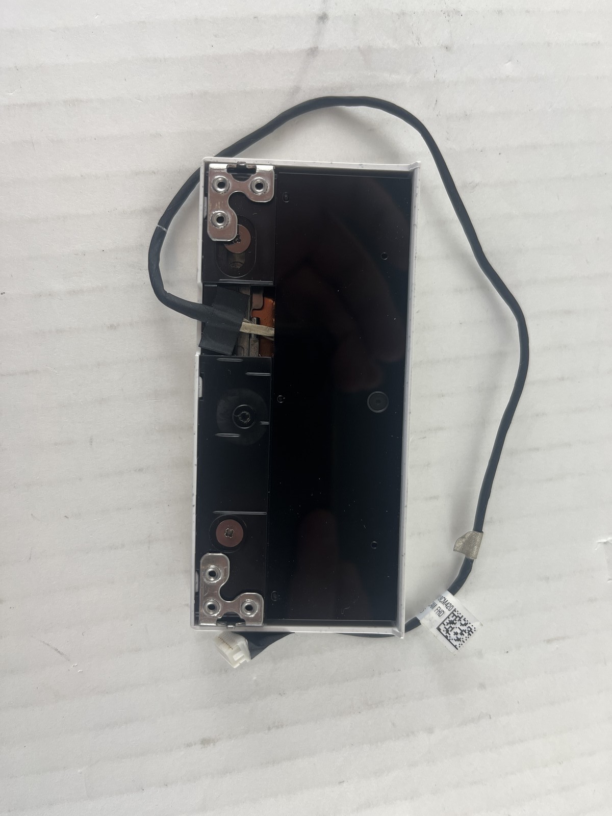 M84831-001 CAM FHD With Swit BD BOX Cable WHT