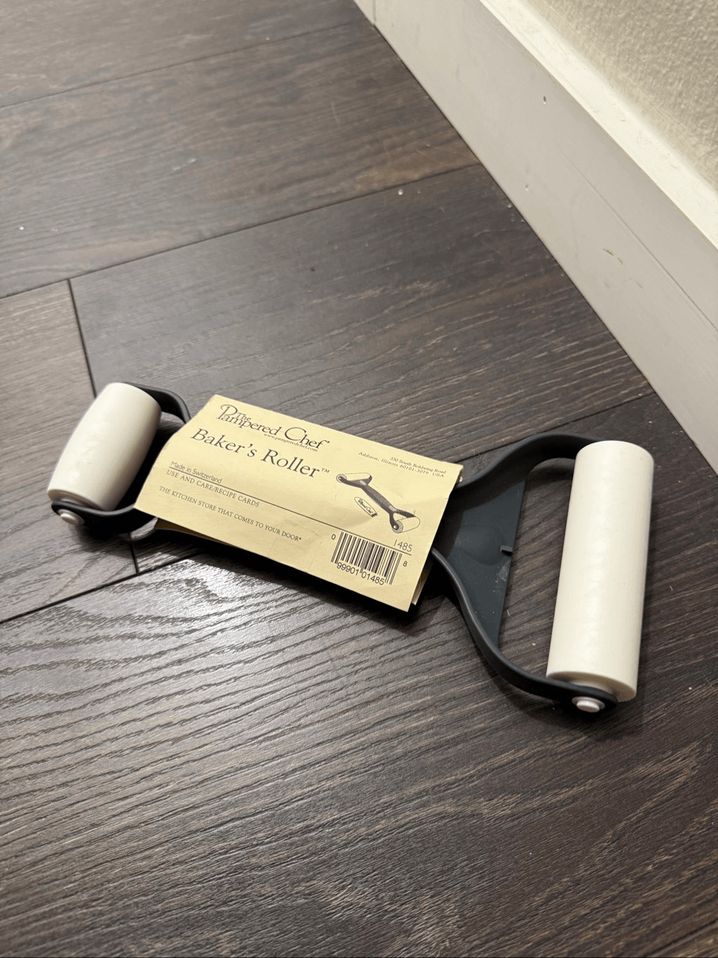 The Pampered Chef Bakers Roller New