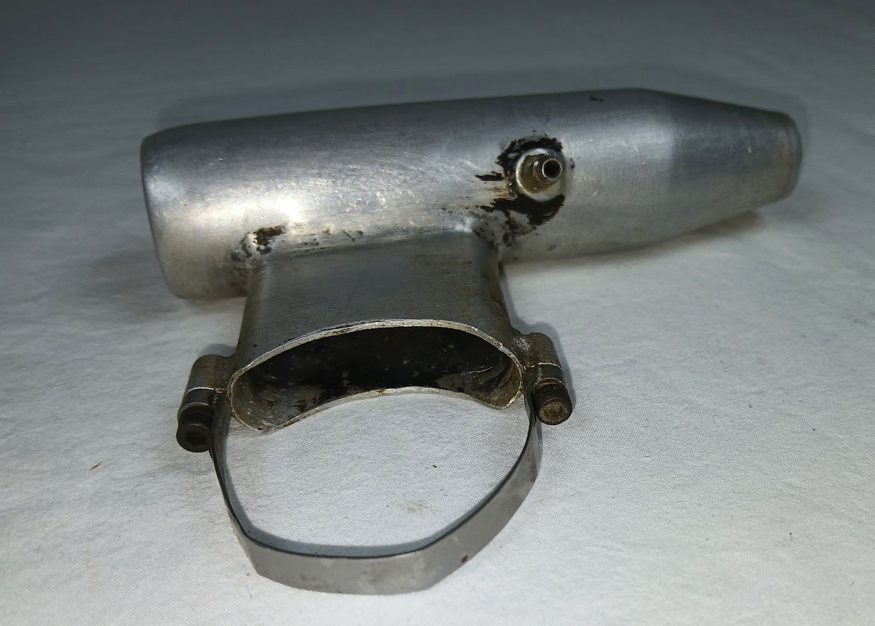 VINTAGE FLOW THOUGH MUFFLER ALUMINUM NICE USED RAIDO CONTROL MODEL AIRPLANE
