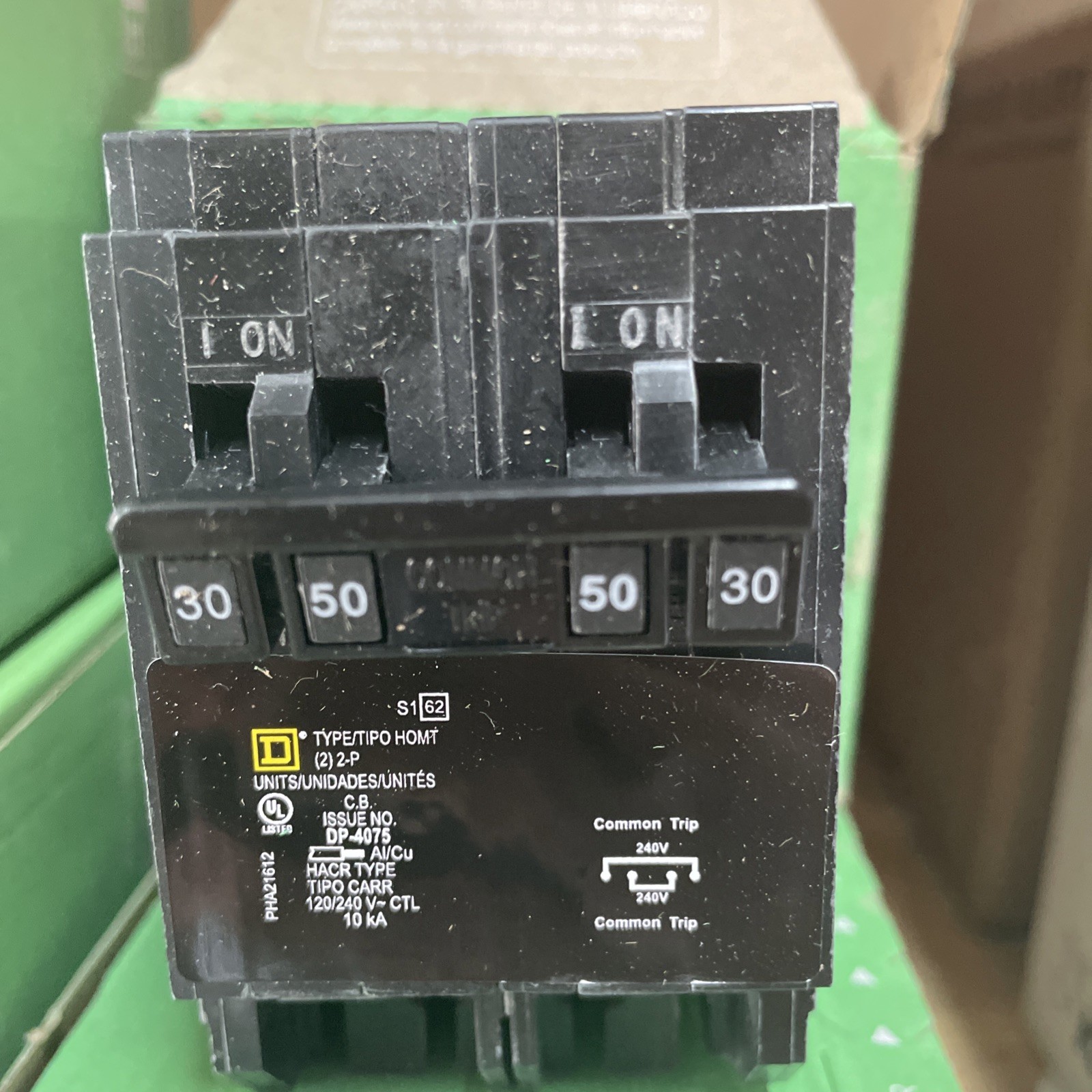 Square D Homeline HOMT230250CP 50Amp/30Amp 240V Tandem Quad Circuit Breaker